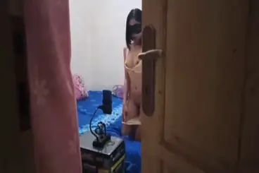Pacar Cantikku Sedang Live Show Hot