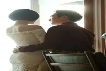 Siswi SMA Cantik Live Bersantai Kasur